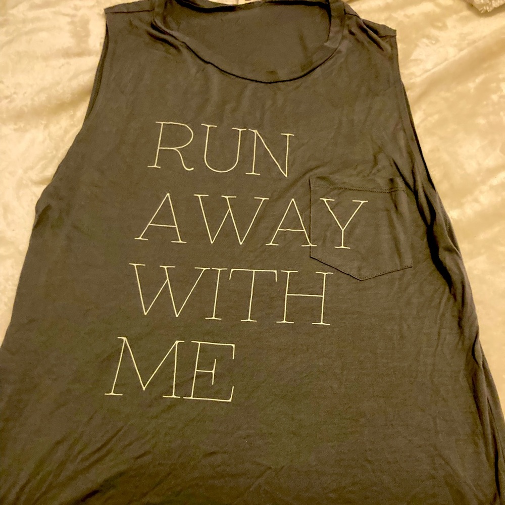 Haute Hippe T-Shirt (Large)